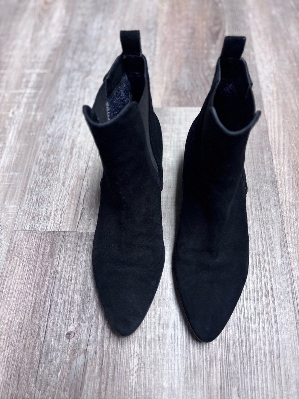 Aquatalia Fausta Black Suede Western Chelsea Ankle Boot - Picture 2 of 9